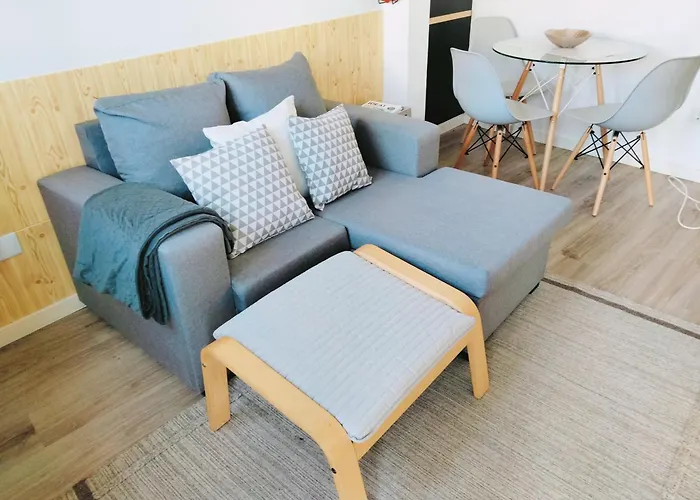 Doris Beach House. Praia .ovar.aveiro בית נופש